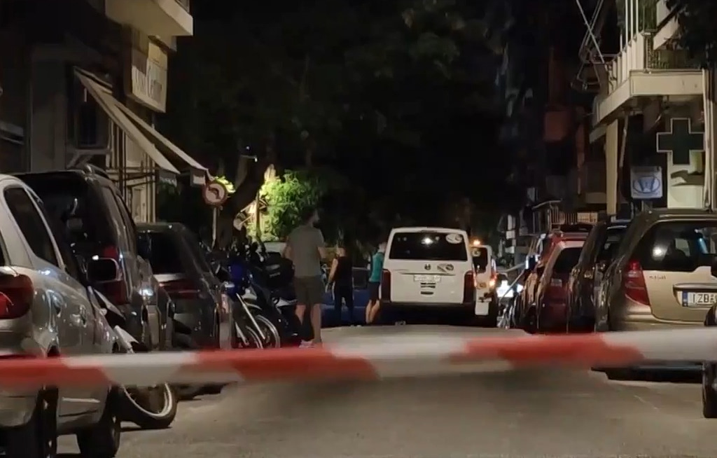 Θρίλερ στο Παγκράτι με το πτώμα 63χρονου: Συνελήφθη ο δίδυμος αδελφός του – Πρώην αστυνομικοί και οι δύο