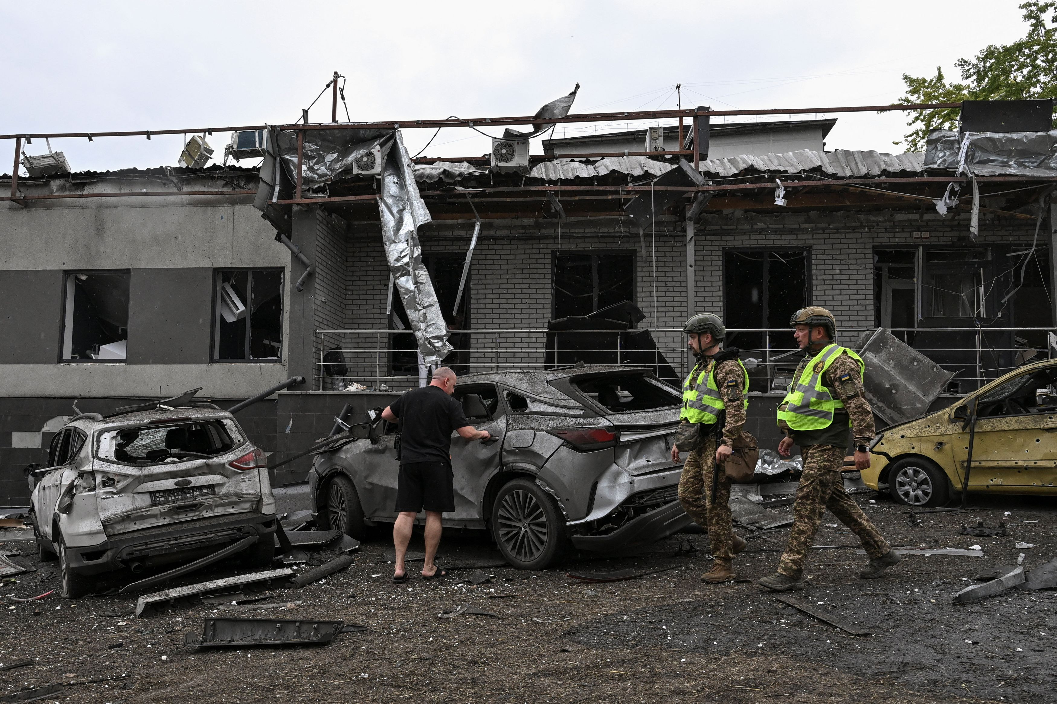 Ουκρανικά drones έπληξαν την περιοχή της Αγίας Πετρούπολης