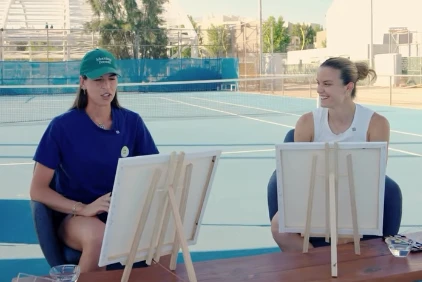 Athens Open: Σάκκαρη και Τομλιάνοβιτς έγιναν ζωγράφοι, με το αποτέλεσμα να μην είναι το… ιδανικό (vid)