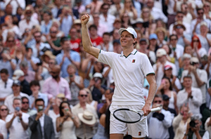 Wimbledon: Επίδειξη δύναμης του Σίνερ απέναντι στον Τζόκοβιτς – Έκλεισε ραντεβού με τον Ζβέρεφ