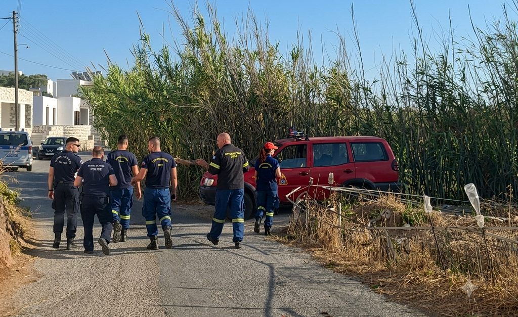 Eπιχείρηση απεγκλωβισμού 72χρονου στη Σύρο που είχε πέσει μέσα σε πηγάδι