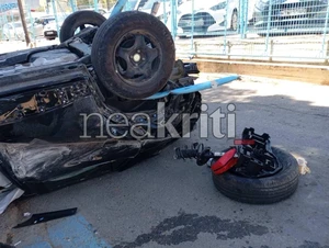 Βίντεο-σοκ: Αυτοκίνητο απογειώνεται, καρφώνεται σε δέντρο και ανατρέπεται – «Αν ήμουν μέσα, δεν θα ζούσα»