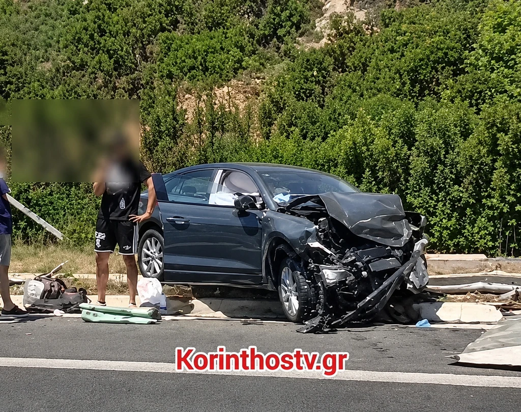 Σοβαρό τροχαίο με τρεις τραυματίες στην Κορίνθου–Τριπόλεως: Φορτηγό πέρασε στο αντίθετο ρεύμα και καρφώθηκε σε ΙΧ (video)