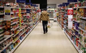 Αυτό είναι το σχέδιο για μειώσεις έως 20% σε βασικά προϊόντα – Το χρονοδιάγραμμα και οι κατηγορίες