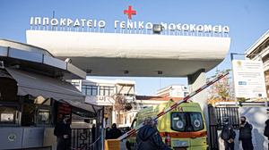 Τροχαίο στην Χαλκιδική: Σήμερα προσπάθεια αποσωλήνωσής της 7χρονης – Καταγγελίες για πλαστό έρανο